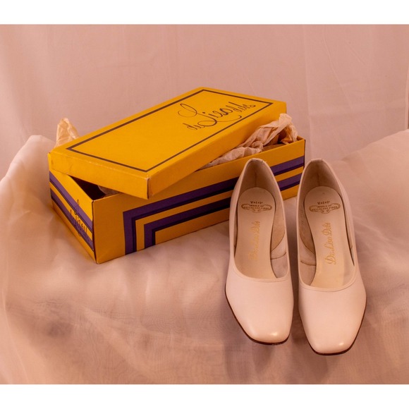 NMIB! 1950s De Liso Debs Heels Size 7.5 AAAA ~ Vintage Bridal Pumps/Wedding shoe - Picture 3 of 8